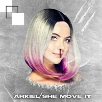 She Move It