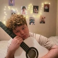 Ты не со мной