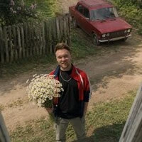 Возле окна