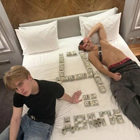 Д ЗНАЧИТ ДЕНЬГИ